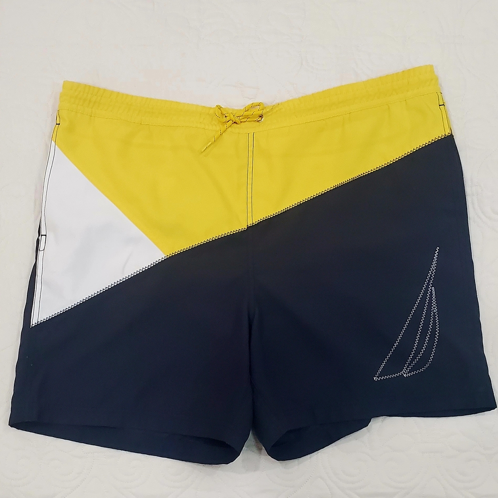 MEN'S COLOR BLOCK NAUTICA SWIM TRUNKS Size Large